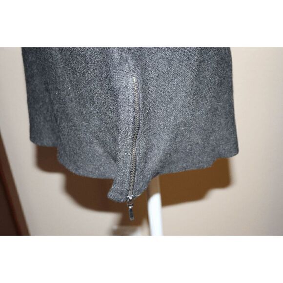 Tahari Dark Gray Mock Neck Sweater - Picture 3 of 9